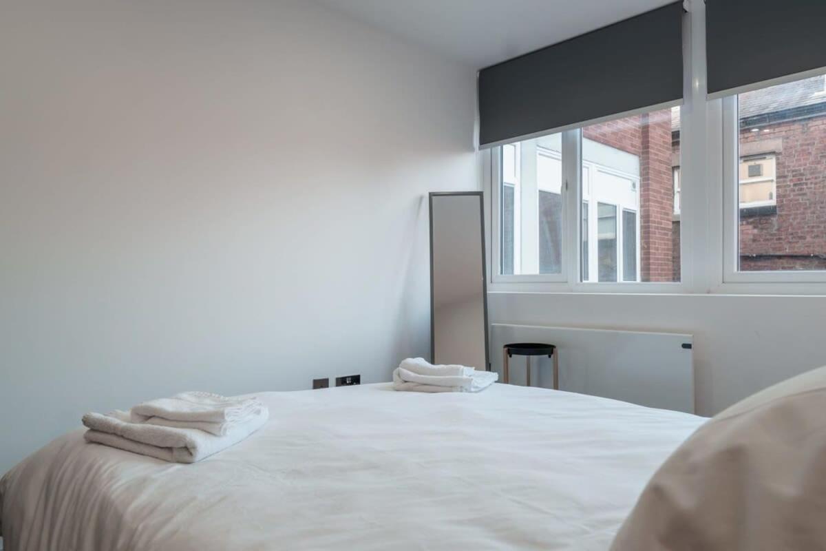 Lovely 1 Bedroom In Preston Apartment *